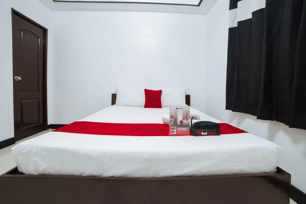 **  Lavita By Reddoorz Hotel Angeles Philippines